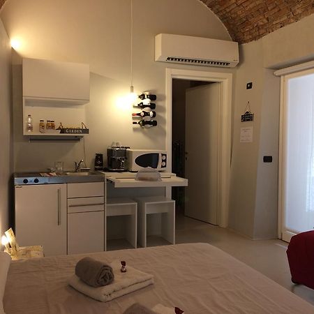 La Rosa Scarlatta Apartment Бергамо Екстериор снимка