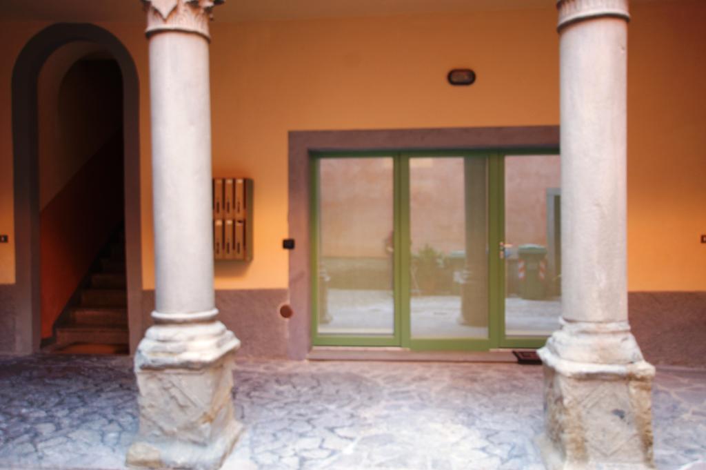 La Rosa Scarlatta Apartment Бергамо Екстериор снимка