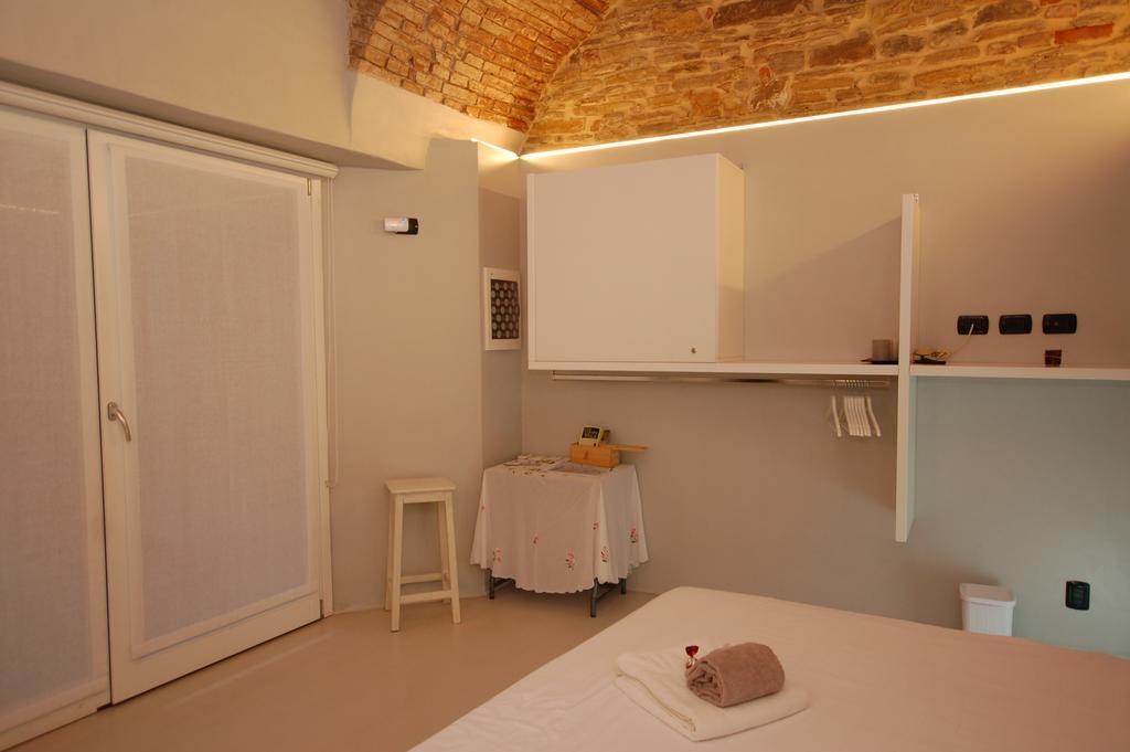 La Rosa Scarlatta Apartment Бергамо Екстериор снимка