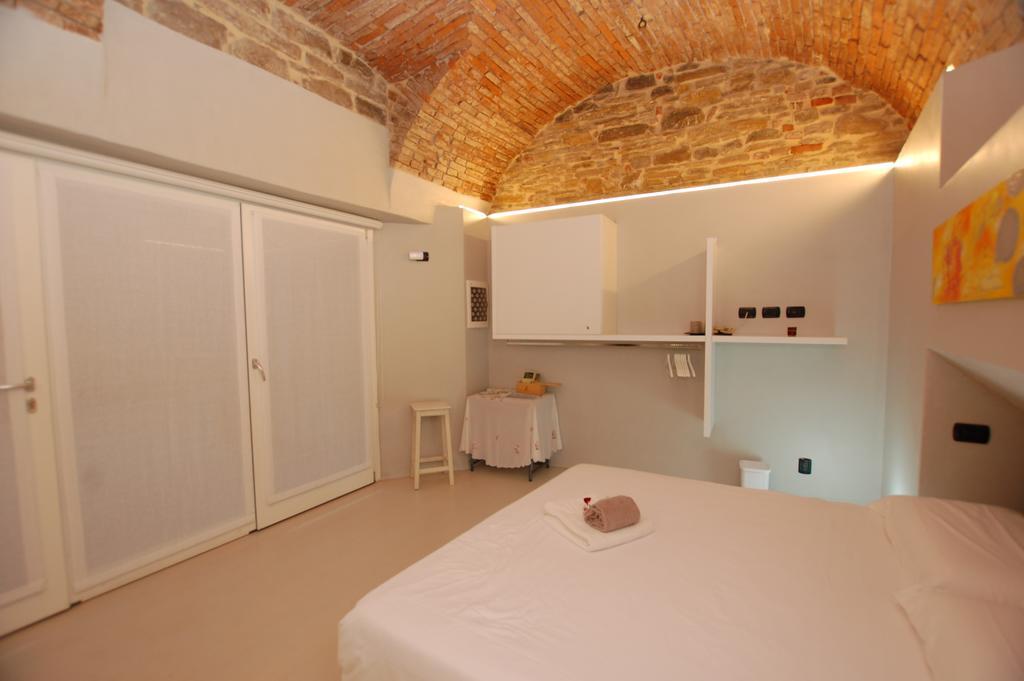La Rosa Scarlatta Apartment Бергамо Екстериор снимка