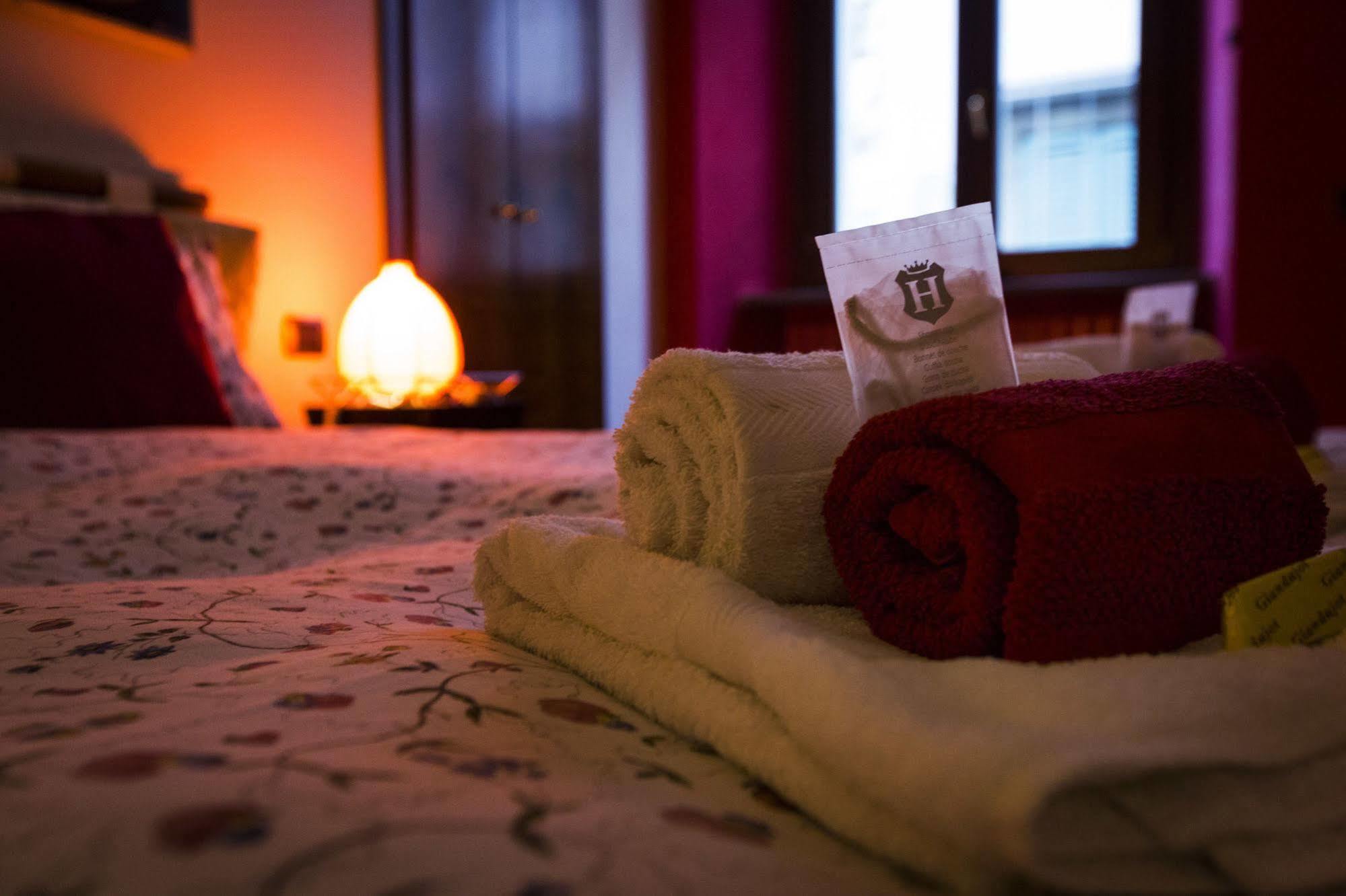 La Rosa Scarlatta Apartment Бергамо Екстериор снимка